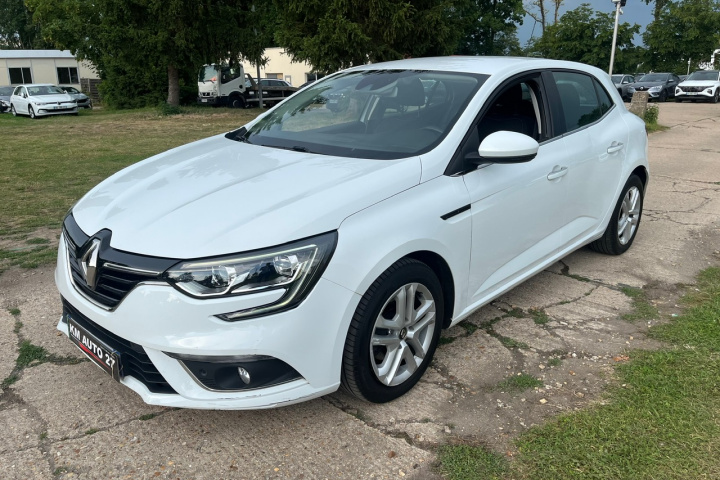 RENAULT MEGANE IV BERLINE BUSINESS