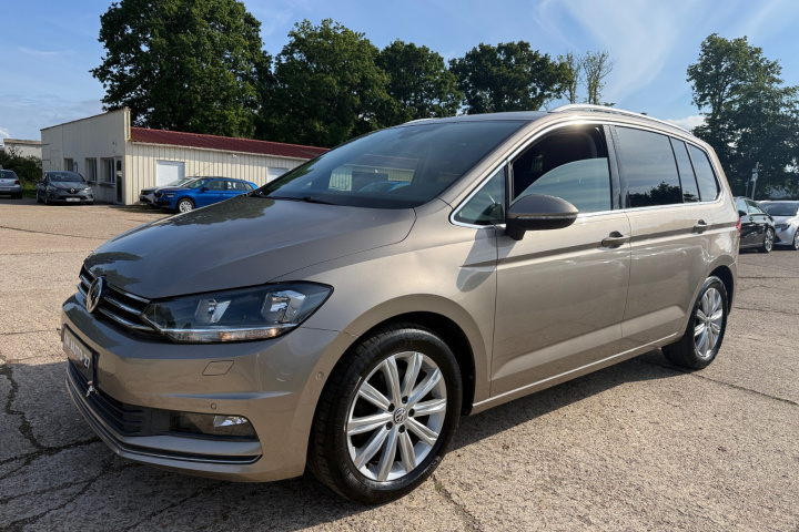 VOLKSWAGEN TOURAN