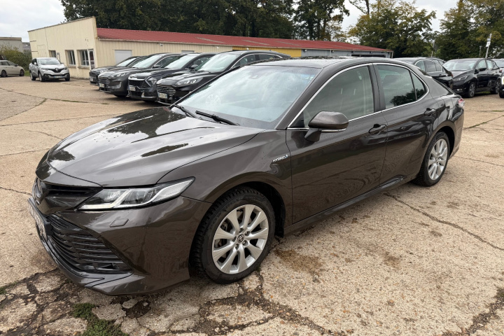 TOYOTA CAMRY HYBRIDE PRO MC21