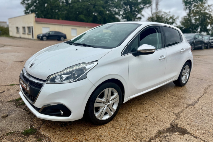 PEUGEOT 208 BUSINESS