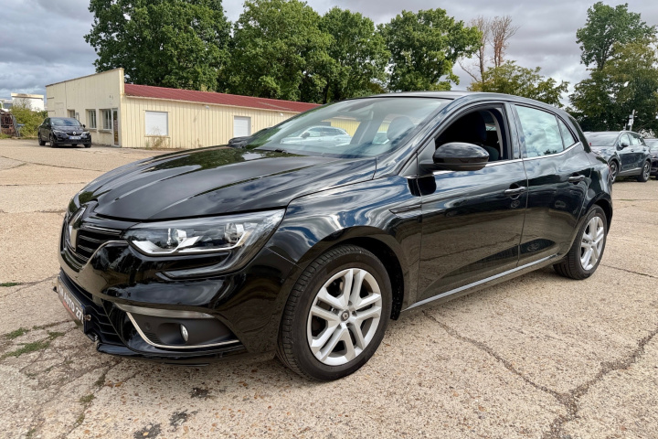 RENAULT MEGANE IV BERLINE BUSINESS