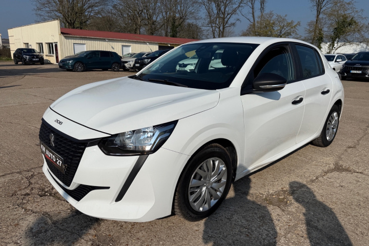 PEUGEOT 208