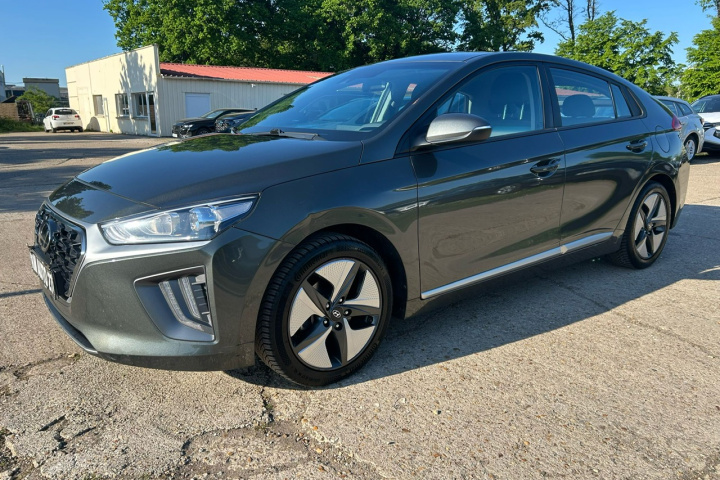 HYUNDAI IONIQ
