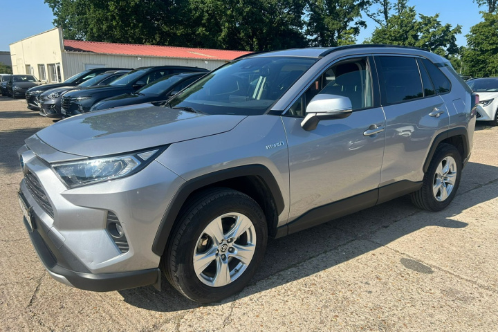 TOYOTA RAV4 HYBRIDE PRO MY21