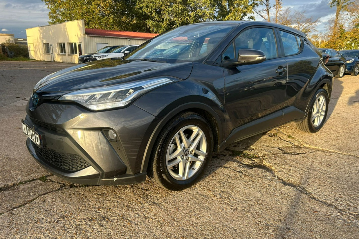 TOYOTA C-HR HYBRIDE PRO MY23