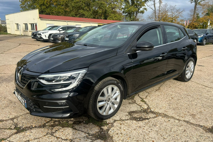 RENAULT MEGANE IV BERLINE BUSINESS