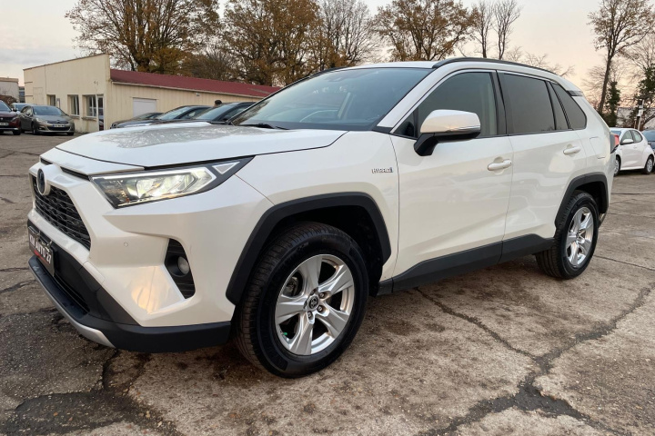 TOYOTA RAV4 HYBRIDE PRO MY21
