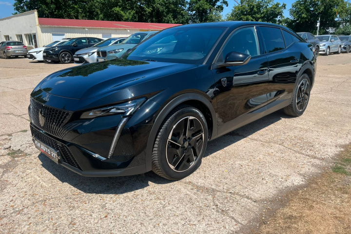 PEUGEOT 408