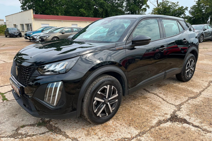 PEUGEOT 2008