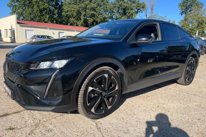 PEUGEOT 408